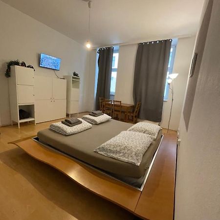 Schloss Belvedere Private Rooms Wina Bagian luar foto