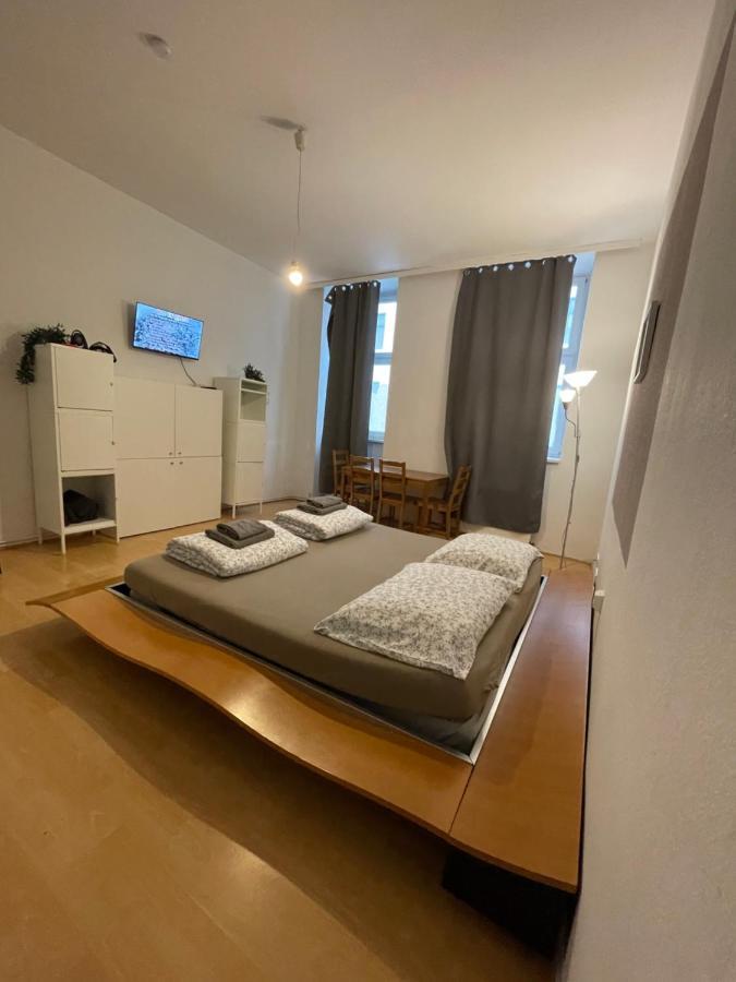 Schloss Belvedere Private Rooms Wina Bagian luar foto